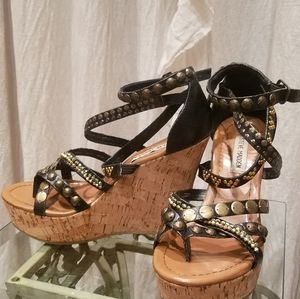 🎉HP🎉Steve Madden Wedges